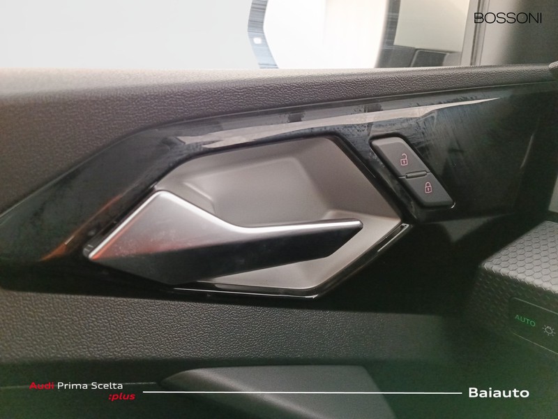 19 - Audi A1 sportback 30 1.0 tfsi 116cv business