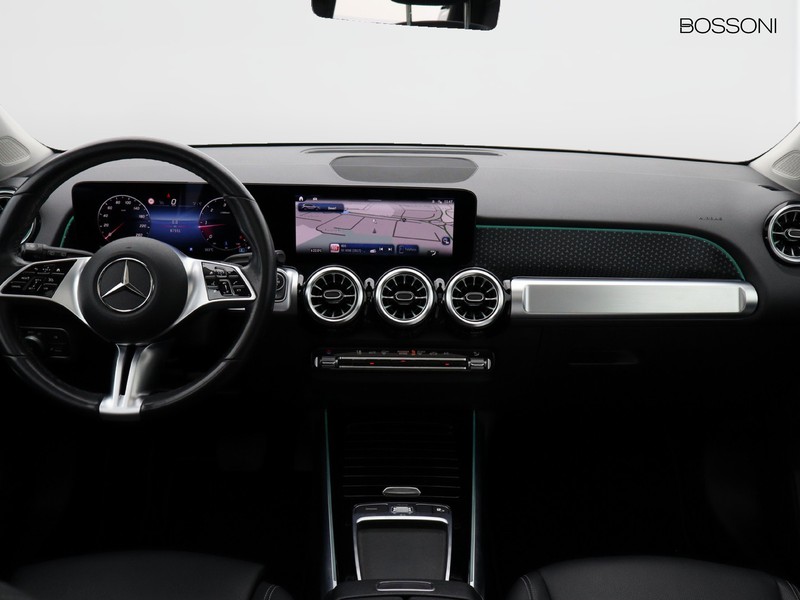 13 - Mercedes GLB 200 d progressive advanced plus 8g-dct