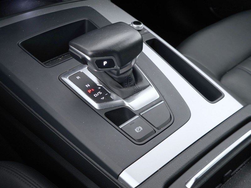 25 - Audi Q5 sportback 40 2.0 tdi mhev 12v business advanced quattro s tronic