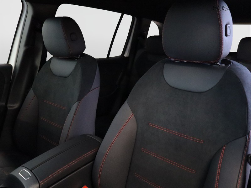 7 - Mercedes GLB 200 d amg line premium 8g-dct
