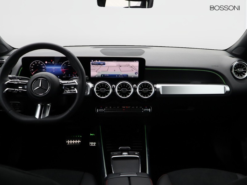 13 - Mercedes GLB 200 d amg line premium 4matic 8g-dct