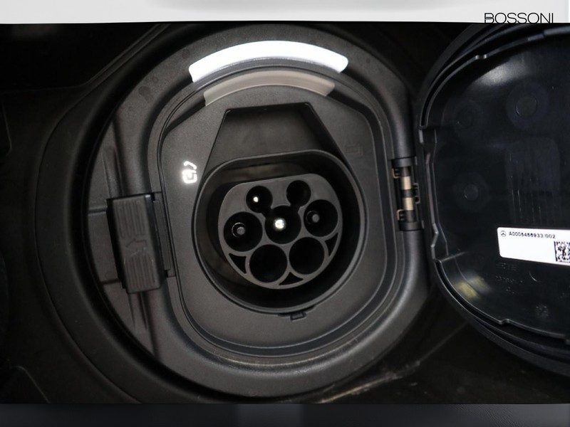 19 - Mercedes Classe A 250 e plug-in-hybrid amg line advanced plus speedshift dct amg 8g