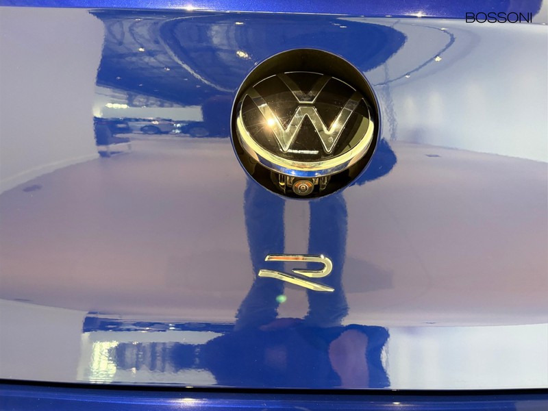 25 - Volkswagen Golf 2.0 tsi 333cv r 4motion dsg