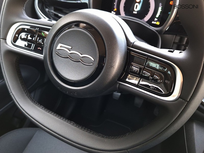 19 - Fiat 500 1.0 hybrid icon