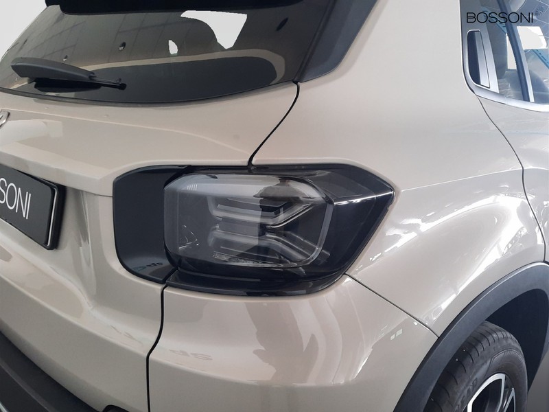 19 - Jeep Avenger 1.2 turbo 100cv summit fwd