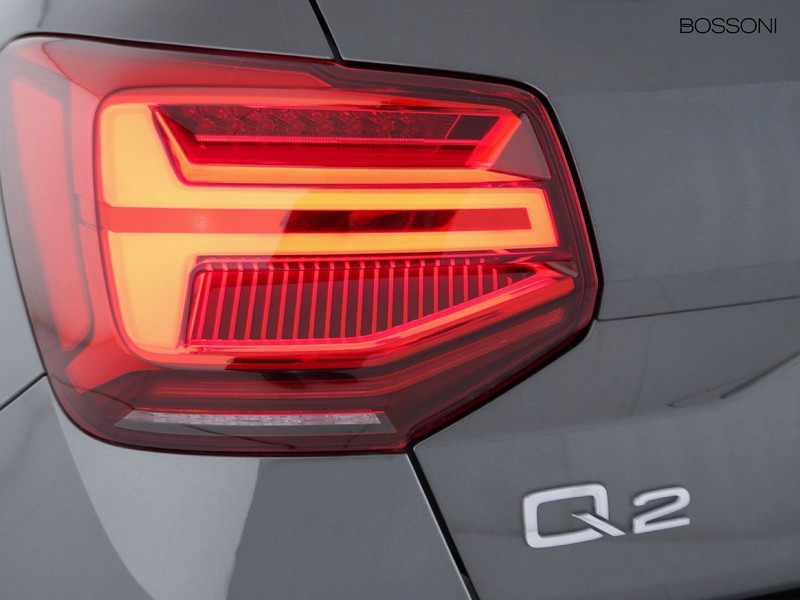 7 - Audi Q2 35 1.5 tfsi s line edition s tronic