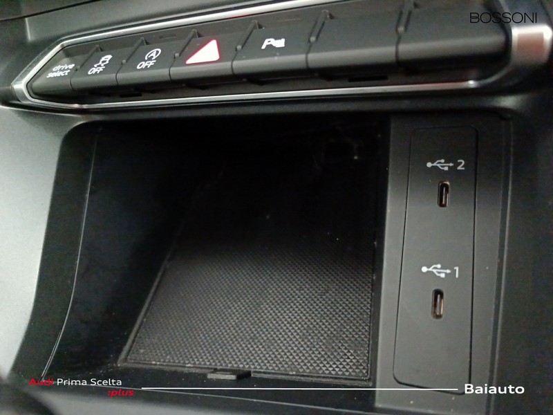 13 - Audi Q3 sportback 45 2.0 tfsi 245cv edition quattro s tronic