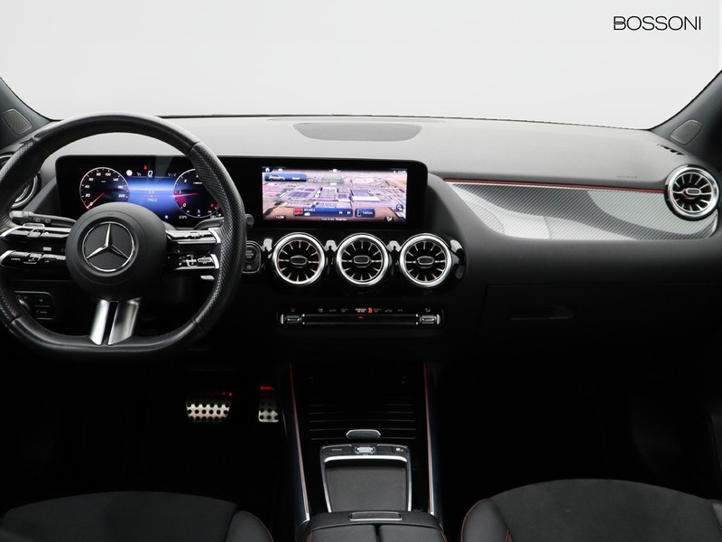 13 - Mercedes Classe B 180 d amg line premium 8g-dct
