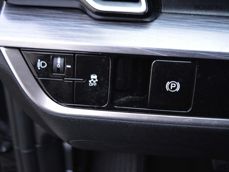 19 - Kia Sportage 1.6 crdi mhev business dct