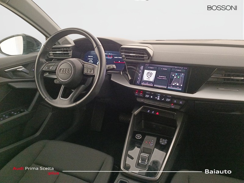 7 - Audi A3 sportback 35 2.0 tdi business s tronic