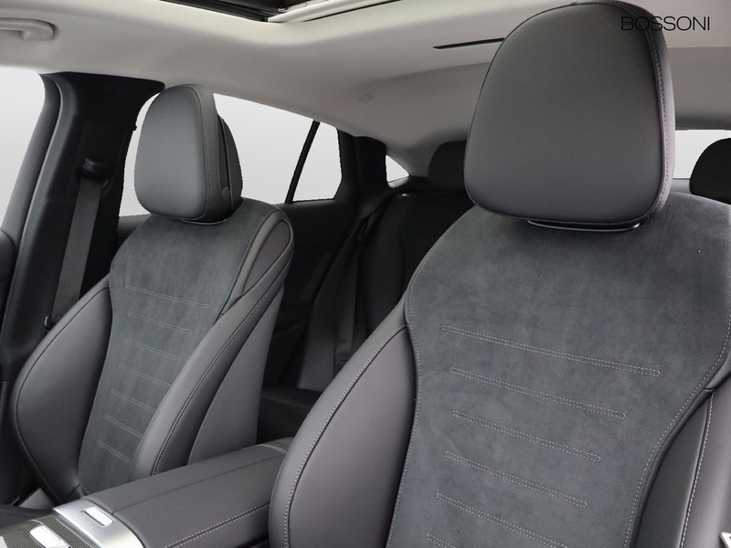 7 - Mercedes GLC coupe 300 de plug in hybrid amg line advanced plus 4matic 9g-tronic