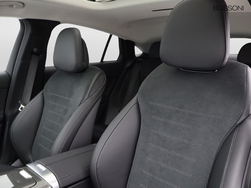 7 - Mercedes GLC coupe 300 de plug in hybrid amg line premium tech 4matic 9g-tronic