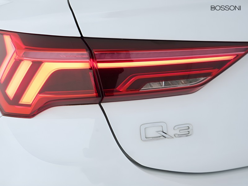 7 - Audi Q3 sportback 35 1.5 tfsi mhev 150cv s line edition s tronic