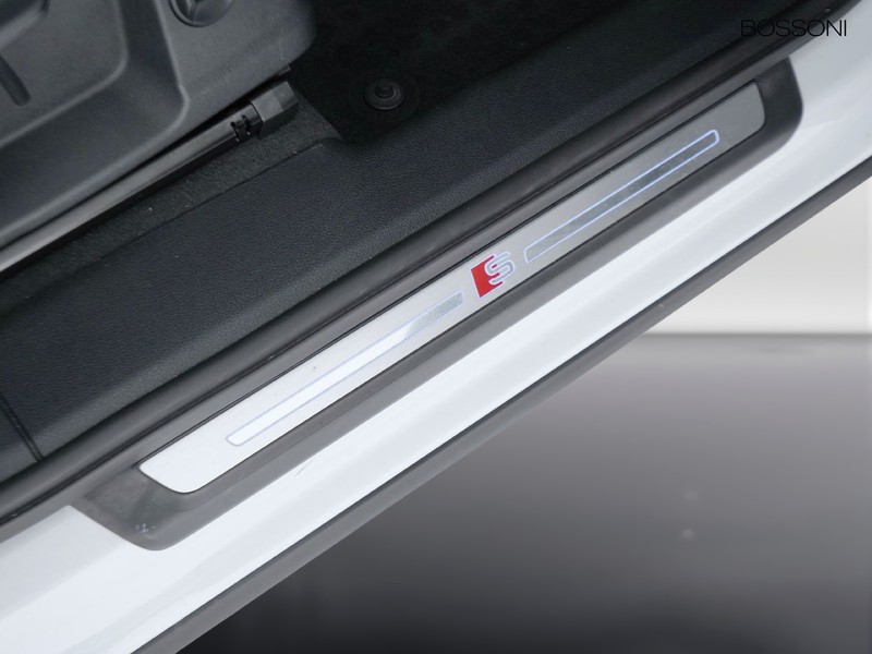 19 - Audi Q3 sportback 35 1.5 tfsi mhev 150cv s line edition s tronic