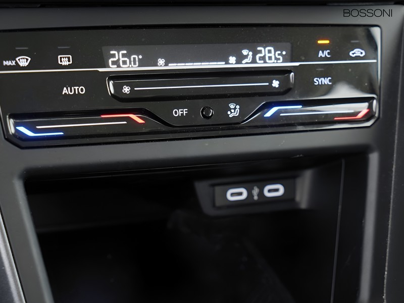 25 - Volkswagen Polo 1.0 tsi 95cv style