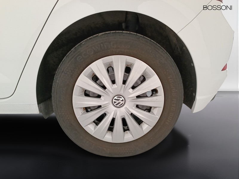 25 - Volkswagen Polo 1.0 tsi 95cv life