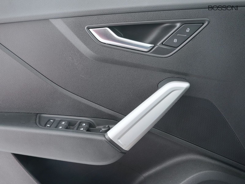 13 - Audi Q2 30 2.0 tdi s line edition s tronic