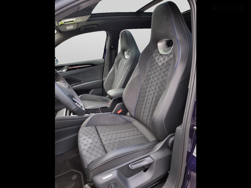 7 - Volkswagen Tayron 1.5 tsi ehybrid 204cv r-line plus dsg