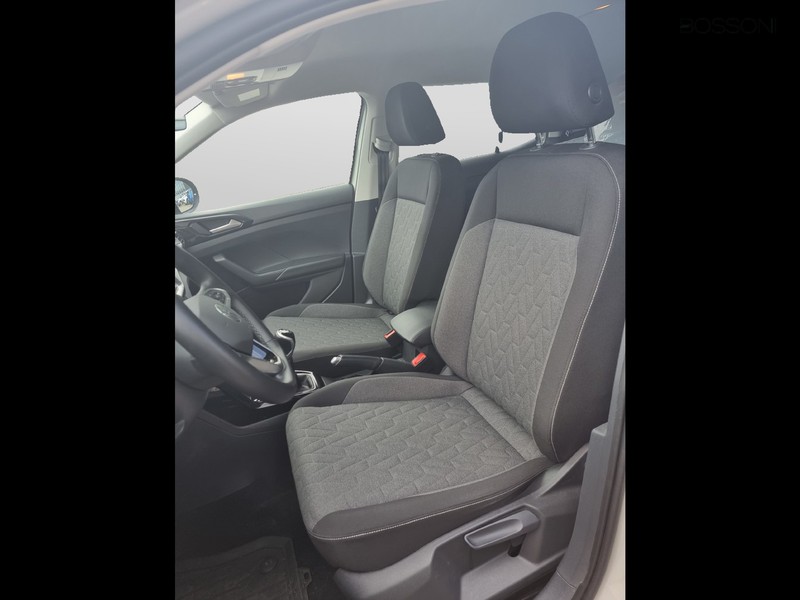 7 - Volkswagen T-Cross 1.0 tsi 95cv edition plus