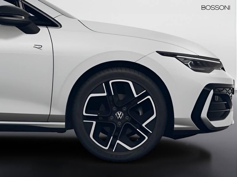 7 - Volkswagen Golf 1.5 etsi act 150cv r-line plus