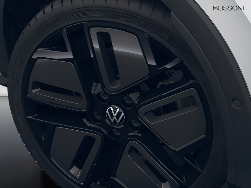 7 - Volkswagen T-Roc 1.5 etsi act 150cv r-line dsg