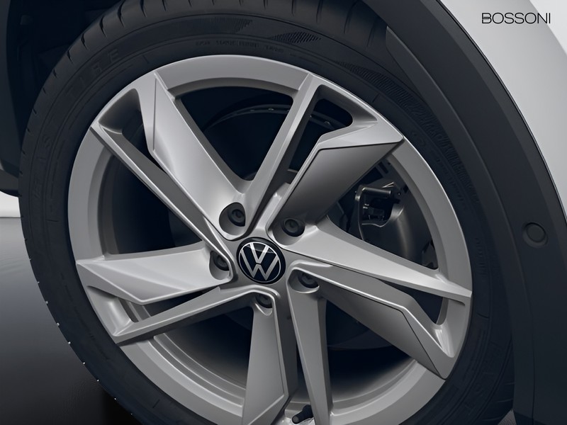 7 - Volkswagen T-Roc 1.5 etsi act 115cv style dsg