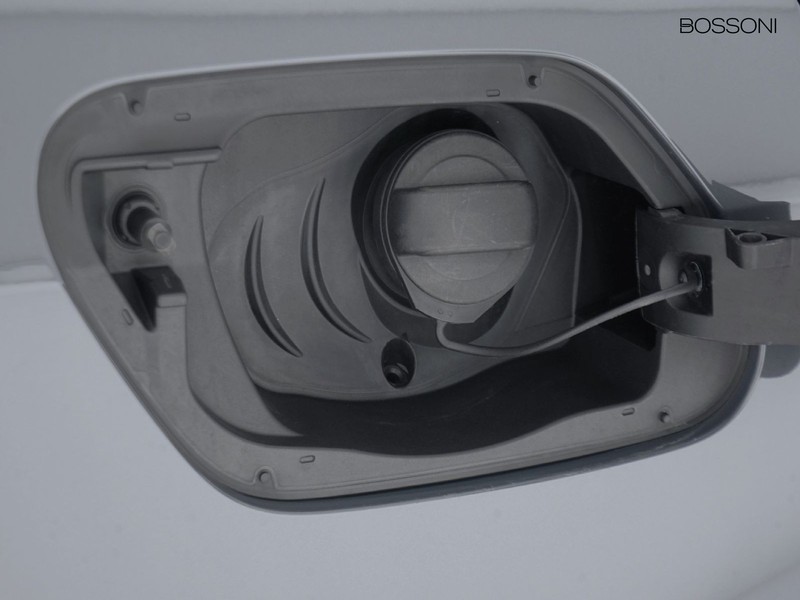 37 - Volkswagen Golf 2.0 tsi 245cv gti dsg