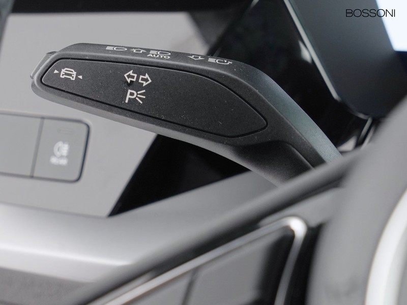 25 - Audi A3 sportback 30 2.0 tdi business