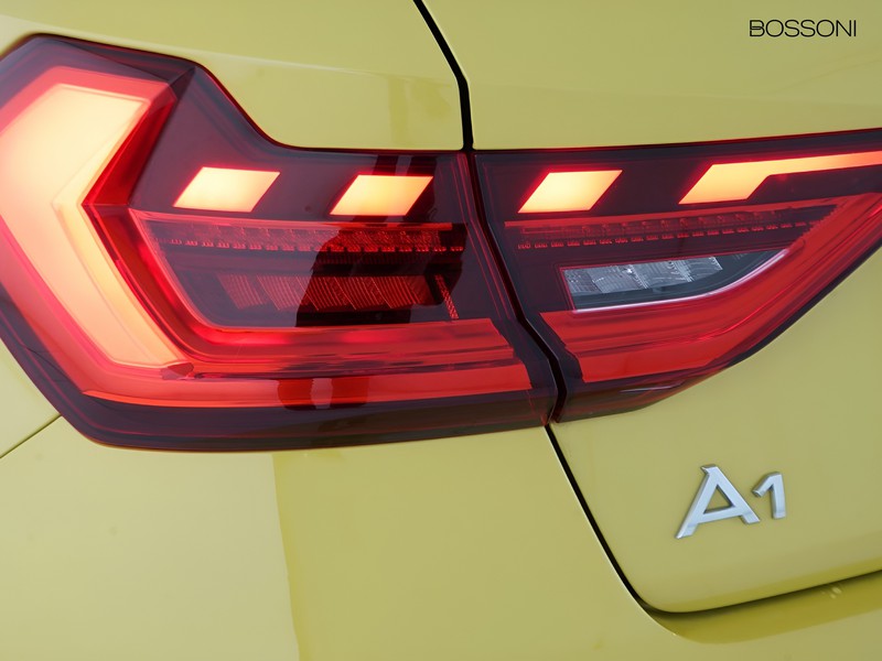 7 - Audi A1 sportback 25 1.0 tfsi admired my20