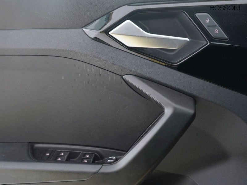 13 - Audi A1 sportback 25 1.0 tfsi admired my20