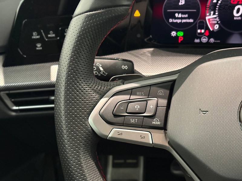 13 - Volkswagen Golf 2.0 tsi 265cv gti dsg