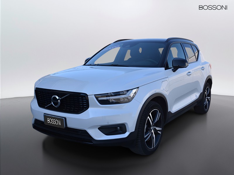 1 - Volvo XC40 1.5 t4 recharge plug-in-hybrid r-design geartronic my21