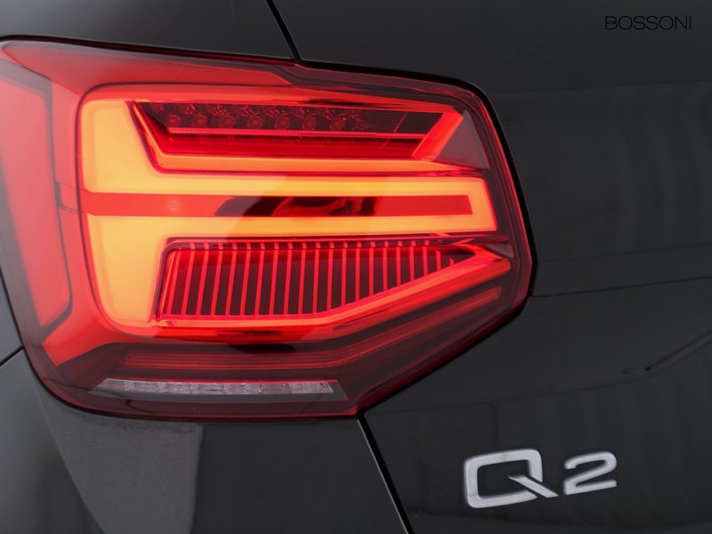 7 - Audi Q2 35 2.0 tdi admired advanced s tronic