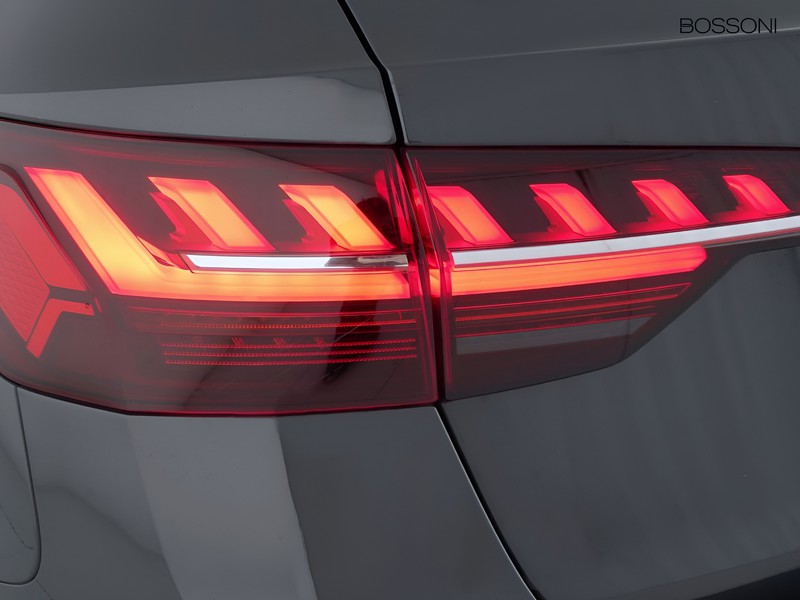 7 - Audi A4 avant 35 2.0 tdi mhev 163cv business advanced s tronic