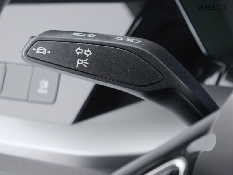 25 - Audi A3 sportback 35 2.0 tdi business s tronic