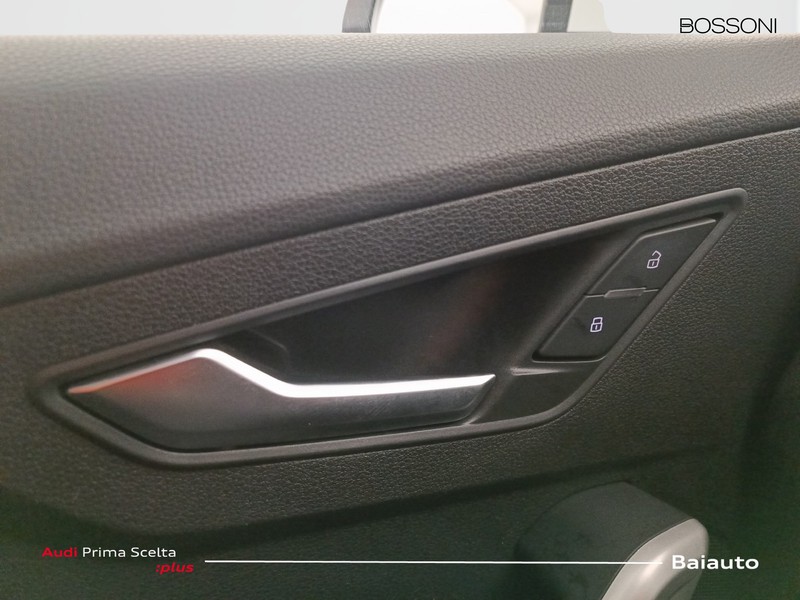 19 - Audi Q2 30 2.0 tdi business s tronic