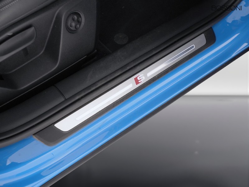 19 - Audi Q2 35 2.0 tdi identity black s tronic