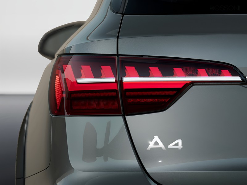 7 - Audi A4 allroad allroad 40 2.0 tdi mhev 204cv identity contrast quattro s tronic