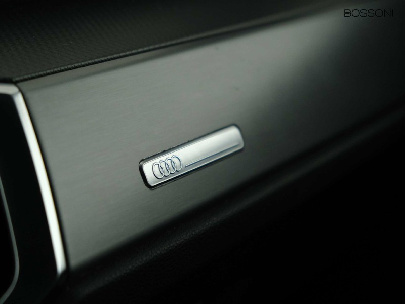 31 - Audi Q3 sportback 35 2.0 tdi s line edition s tronic