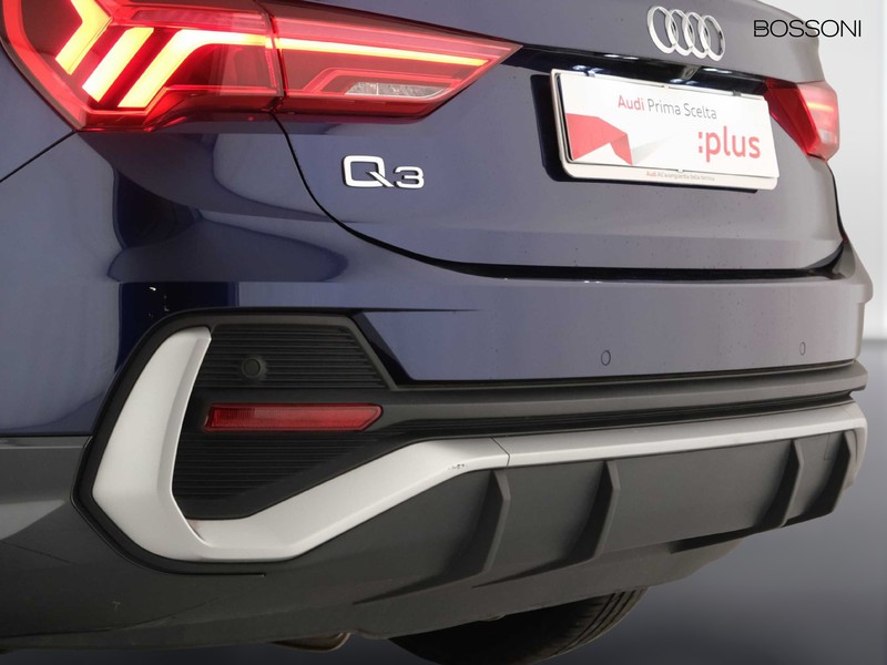 43 - Audi Q3 sportback 35 2.0 tdi s line edition s tronic