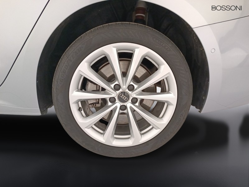 25 - Audi A5 avant 2.0 tdi mhev+ 204cv business advanced