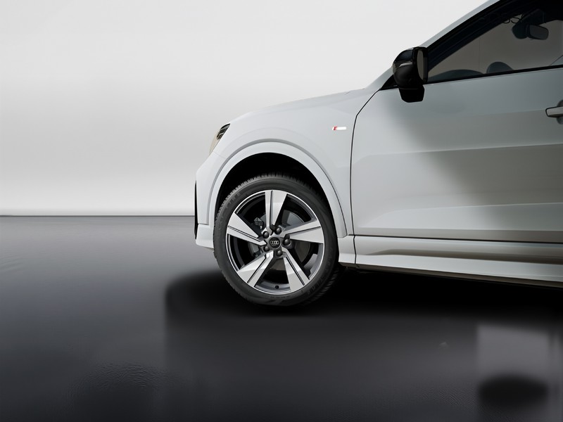 7 - Audi Q2 30 2.0 tdi s line edition