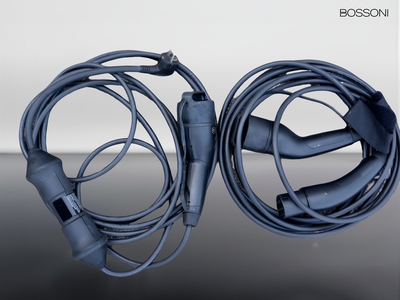 13 - Volvo XC40 1.5 t5 recharge plug-in-hybrid inscription expression geartronic my21