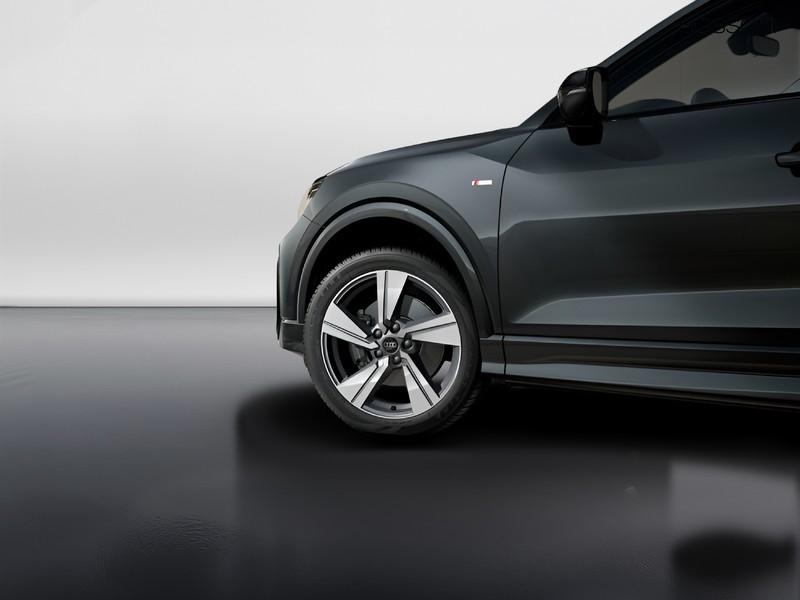 7 - Audi Q2 35 2.0 tdi s line edition s tronic