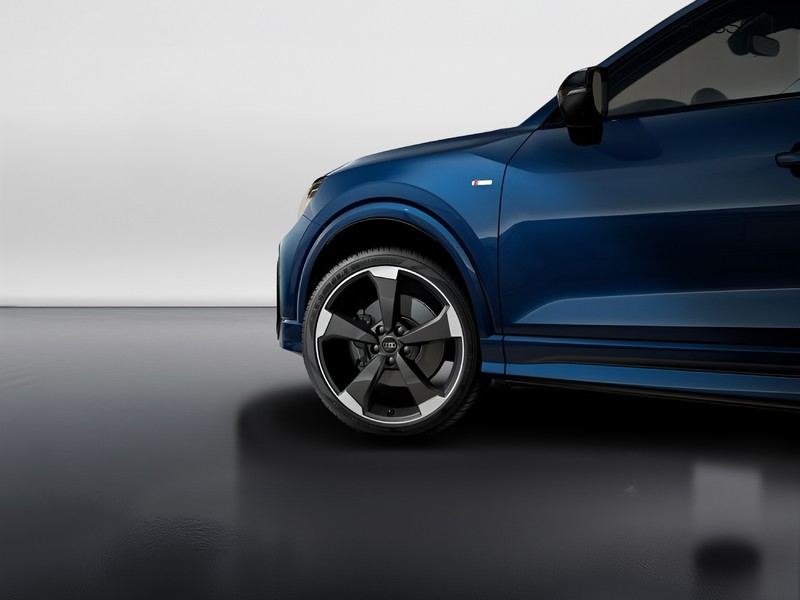 7 - Audi Q2 35 2.0 tdi identity black s tronic