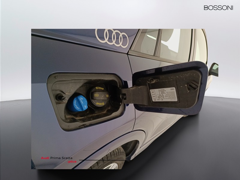 31 - Audi Q2 30 2.0 tdi admired advanced s tronic