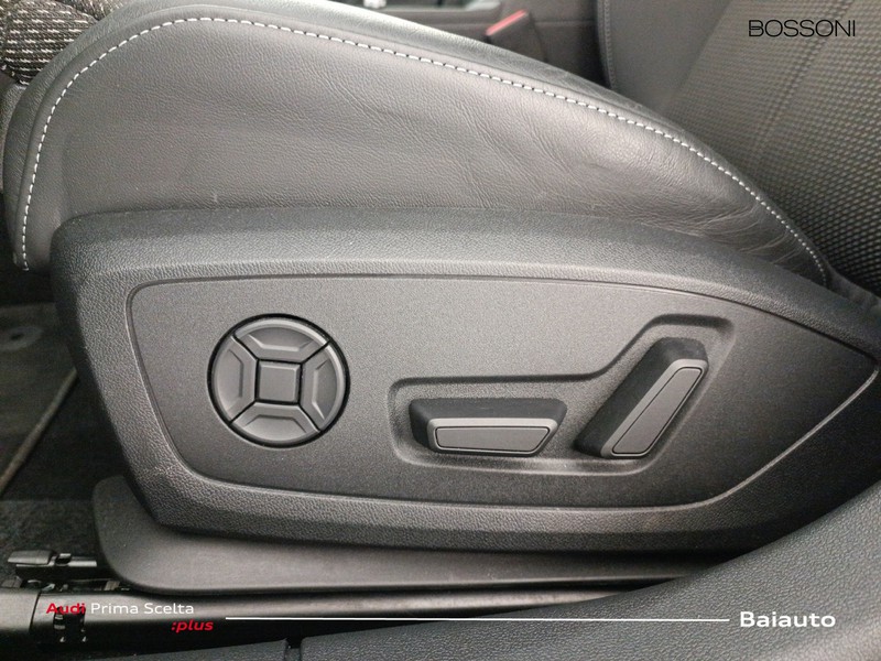 25 - Audi A3 sedan 2.0 tdi 150cv s line edition s tronic