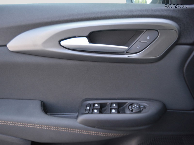 13 - Alfa Romeo Tonale 1.5 hybrid 160cv veloce tct7