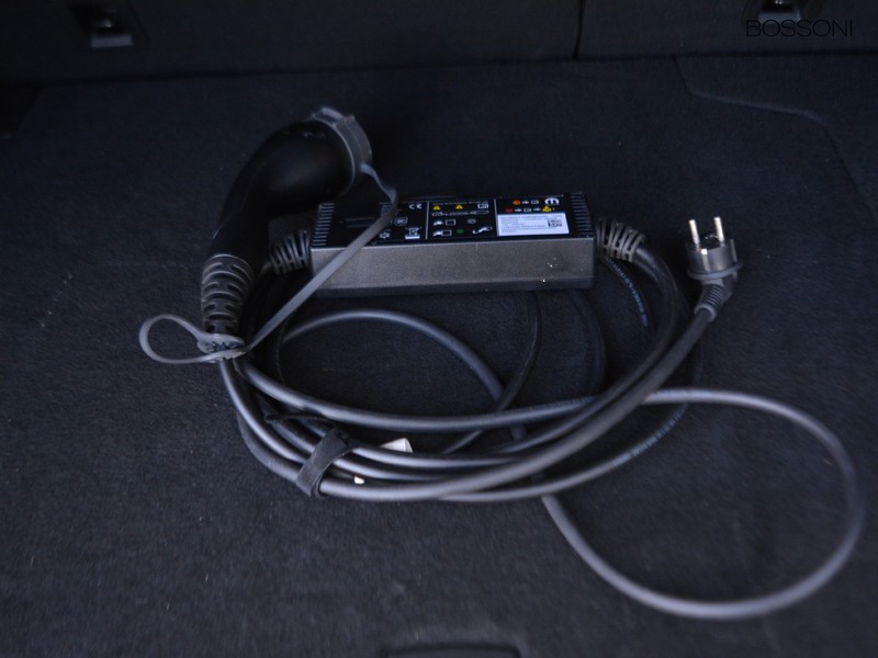 13 - Jeep Compass 1.3 turbo t4 phev business 4xe at6