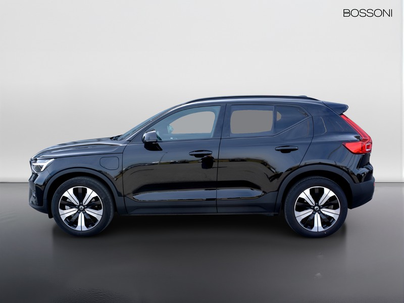 25 - Volvo XC40 1.5 t4 recharge plug-in-hybrid plus dark automatico